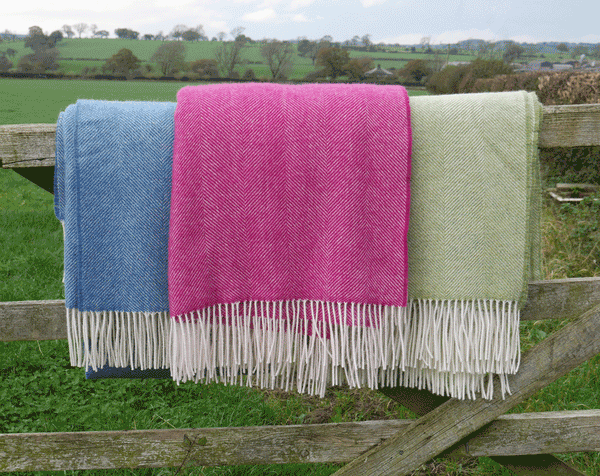 Cerise Tweed Throw